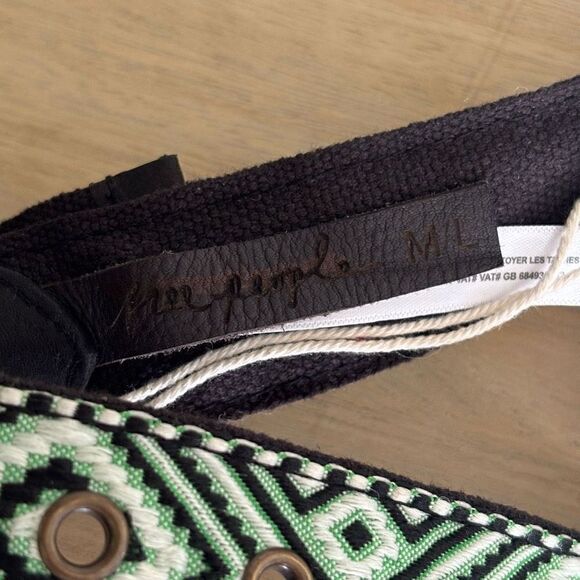 Free people moving to mars printed belt M/L new - Picture 12 of 14